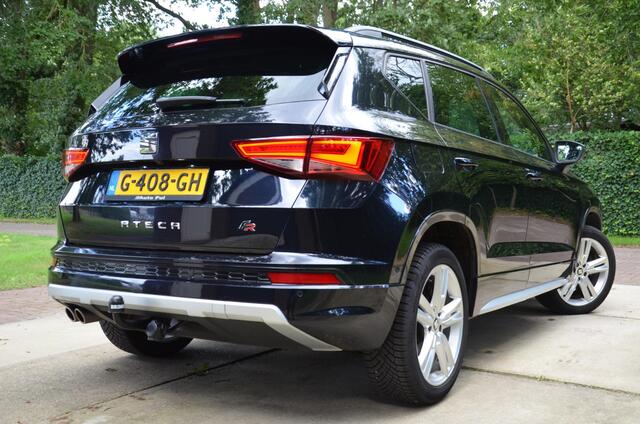 Seat ATECA 1.5 TSI FR Business Intense Automaat/Navi/Led/Pdc/Ecc/Panoramadak/Virtueel dashboard/cruise control adaptief met Stop&Go/Audio installatie premium/Trekhaak/Achteruitrijcamera