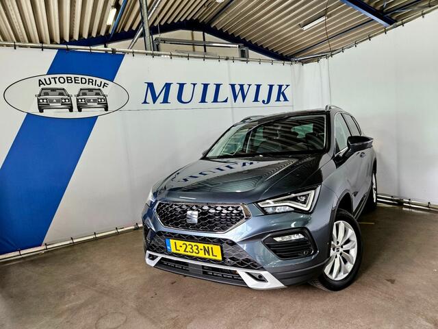 Seat ATECA 1.5 TSI Style Business Intense / Trekhaak / Pano / Camera / NL Auto