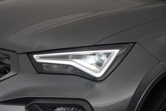 Seat ATECA 1.5 TSI DSG FR Business Intense Afn. Trekhaak | 19 inch velgen |Panoramische kantel-dak |