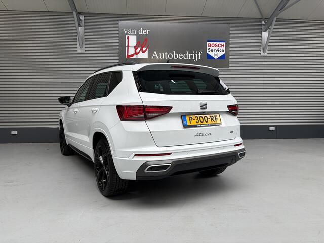 Seat ATECA 1.5 TSI FR/PANO/DODE HOEK/TREKH WEGKL/CAM/19 INCH/ENZ