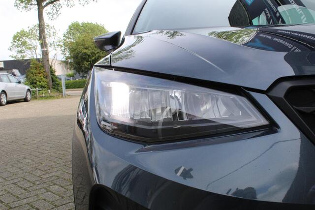 Seat Arona 1.0 TSI DSG Climate, cruise, LED dagrijverl., AppleCarPlay/AndroidAuto, stoelverw.