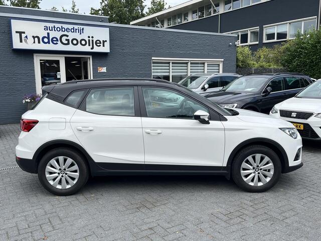 Seat Arona 1.0 TSi Style | CLIMA | APPLE CARPLAY | STOELVERW. | TREKHAAK |
