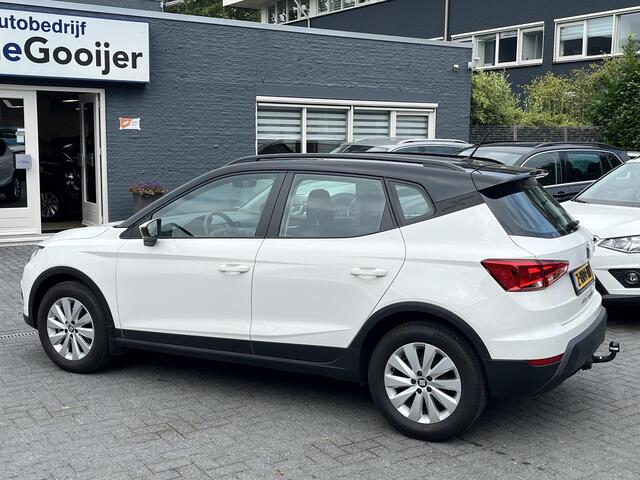 Seat Arona 1.0 TSi Style | CLIMA | APPLE CARPLAY | STOELVERW. | TREKHAAK |