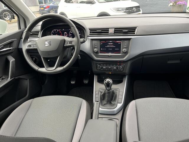 Seat Arona 1.0 TSi Style | CLIMA | APPLE CARPLAY | STOELVERW. | TREKHAAK |