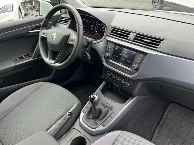 Seat Arona 1.0 TSi Style | CLIMA | APPLE CARPLAY | STOELVERW. | TREKHAAK |