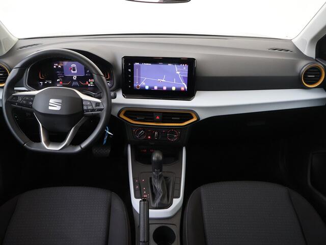 Seat Arona 1.0 TSI Style / NAVI / CARPLAY / PARKEER SENSOREN
