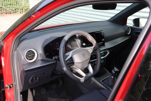 Seat Arona FR Anniversary 1.0 70 kW / 95 pk EcoTSI SUV 5 vers n. Hand