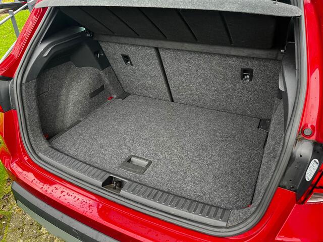 Seat Arona 1.0 TSI FR Launch Edition DSG-7 Automaat / Afneembare trekhaak / Full led / 18'' LMV /