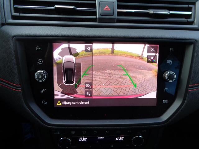 Seat Arona 1.5 TSI EVO FR Business Intense LED-koplampen Stoelverwarming 1e Eig.