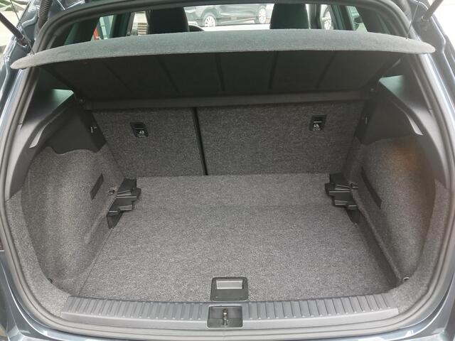 Seat Arona 1.0 TSI FR Business Connect + Navigatie + Camera + LED etc. etc.