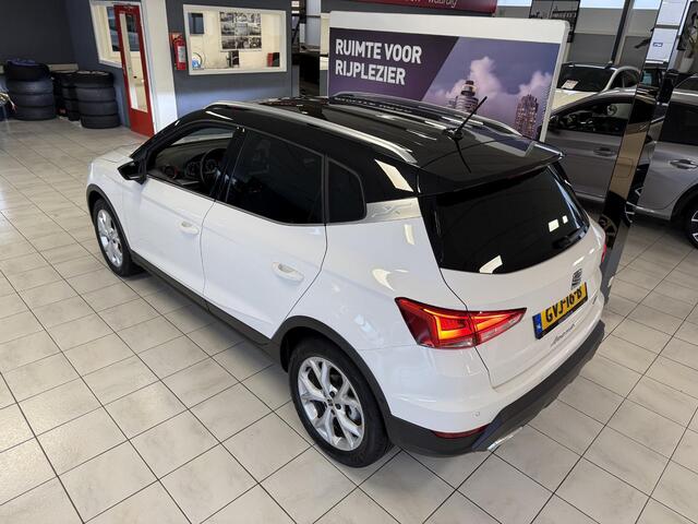 Seat Arona 1.0 TSI FR 110PK * LED*CAM*STOEL VERW*ADAP*LM17*