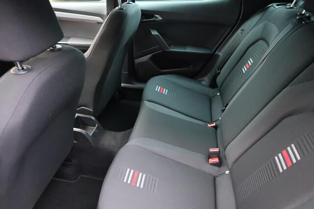 Seat Arona 1.0 TSI FR PDC DAB LMV CLIMA DODEHOEK
