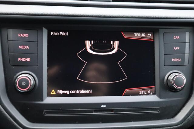 Seat Arona 1.0 TSI FR PDC DAB LMV CLIMA DODEHOEK