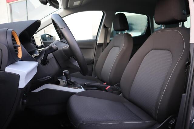Seat Arona 1.0 EcoTSI STYLE DIGITAL DASH|APPLE CARPLAY|NIEUWSTAAT|FABRIEKSGARANTIE!