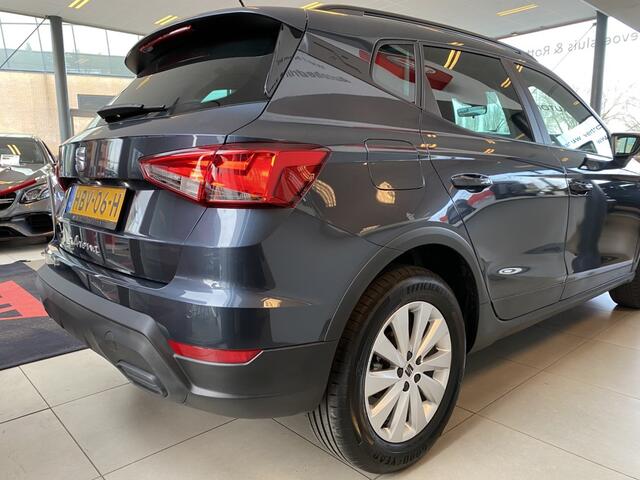 Seat Arona 1.0 EcoTSI Style Automaat,Apple Carplay Android/Auto,Virtual Cockpit/,Parkeersensoren,Lane assist,Airco,Cruise Control,16 Inch Lmv,Nieuwstaat