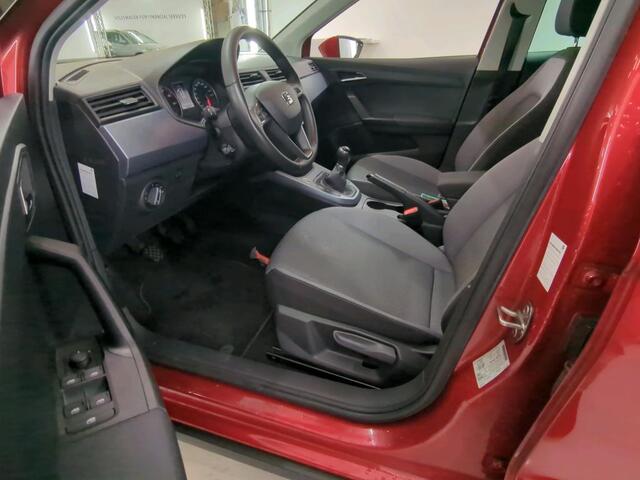 Seat Arona 1.0 TSI 95pk Style Business Intense / Navigatie / Camera / Trekhaak