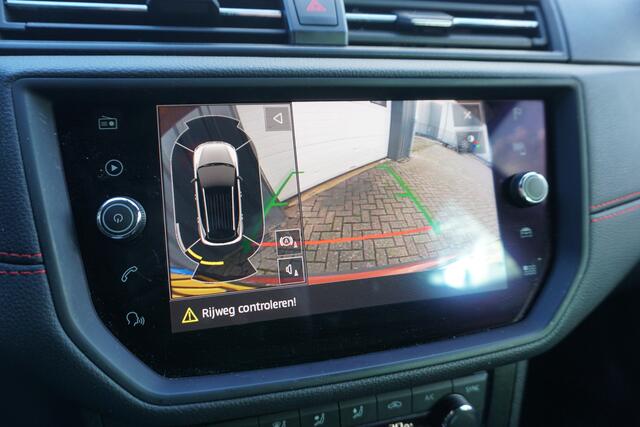 Seat Arona 1.0 TSI FR Automaat Intense | LEDER | CAMERA | ADAPT. CRUISE | ECC |