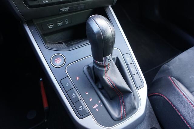 Seat Arona 1.0 TSI FR Automaat Intense | LEDER | CAMERA | ADAPT. CRUISE | ECC |