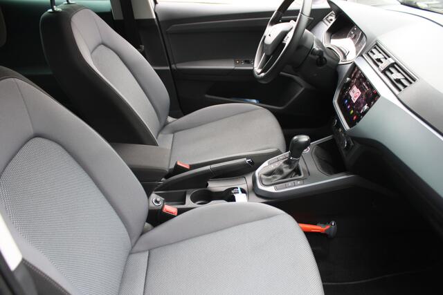 Seat Arona 1.0 TSI Style Business Intense - AUTOMAAT - NAVIGATIE - CAMERA - 1e EIGENAAR - RIJKLAAR