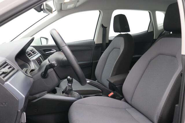 Seat Arona 1.0 TSI Style / Airco Climate Control / Cruise Control / Navigatie Apple CarPlay & Android Auto / LMV / Onderhoudshistorie aanwezig /