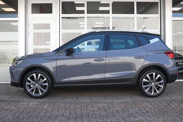 Seat Arona FR Anniversary EcoTSI | Kuip sportstoelen | 18" lichtmetalen velgen | Achteruitrijcamera