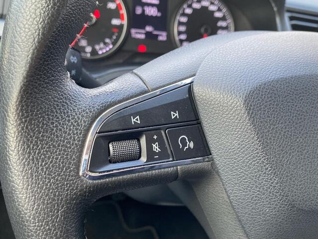 Seat Arona 1.0 TSI Xcellence Business Intense | Trekhaak! | Cruise Control | Navi | Airco | PDC Achter | RIJKLAARPRIJS INCL 12 MAANDEN GARANTIE EN BEURT