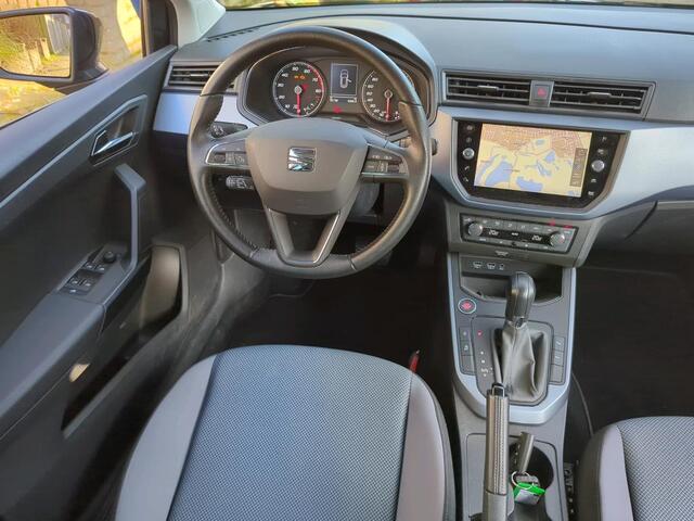 Seat Arona 1.0 TSI Style Business Intense / Navigatie / Climate controle / Camera / Parkeersensoren /