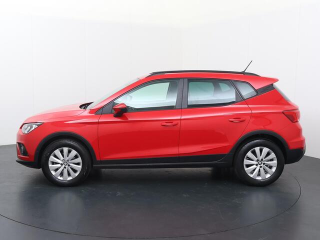Seat Arona 1.0 TSI Style Business Intense | 95 PK | Navigatiesysteem | Cruise control | Lichtmetalen velgen |