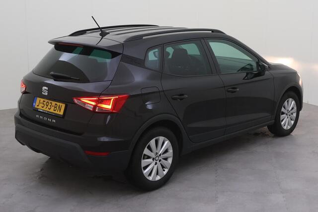 Seat Arona 1.0 TSI 115pk Style Business Intense / Navigatie / Clima / Camera / Do glas / 16"