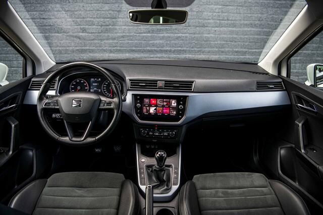 Seat Arona 1.0 TSi 95 pk Style Business Intense | Alcantara | Full LED | Afn. Trekhaak