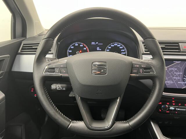 Seat Arona 1.0 TSI Style Business Intense | NAVIGATIE | STOELVERWARMING | CAMERA | KEYLESS |