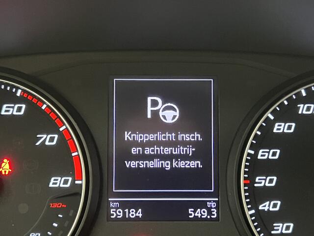 Seat Arona 1.0 TSI Style Business Intense | NAVIGATIE | STOELVERWARMING | CAMERA | KEYLESS |