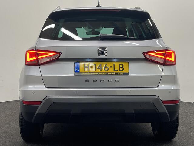 Seat Arona 1.0 TSI Style Business Intense | NAVIGATIE | STOELVERWARMING | CAMERA | KEYLESS |