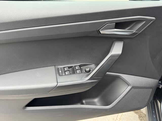 Seat Arona 1.0 TSI 110pk DSG COPA Climate control Camera LED Koplampen
