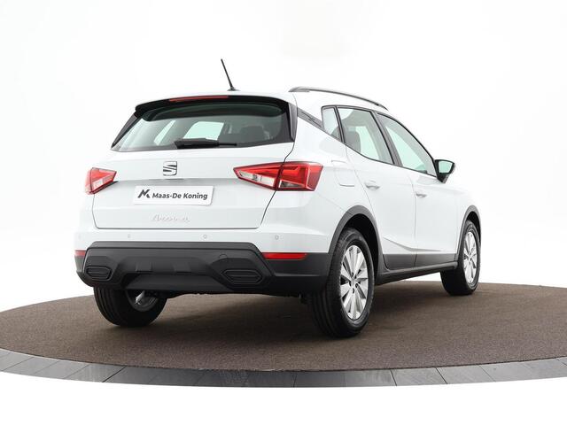 Seat Arona Style 1.0 70 kW / 95 pk EcoTSI SUV 5 versn. Hand | Metallic lak | lichtmetalen velgen | Privatelease 399,- | 3000,- Euro inruilbonus!