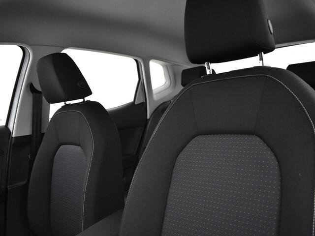 Seat Arona Style 1.0 70 kW / 95 pk EcoTSI SUV 5 versn. Hand | Metallic lak | lichtmetalen velgen | Privatelease 399,- | 3000,- Euro inruilbonus!
