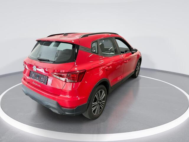 Seat Arona 1.0 Tsi 110pk DSG Style · Camera · Apple/Android Car Play · P-Sensoren · ACC · 17'' Inch · Garantie t/m 24-01-2029 of 100.000km