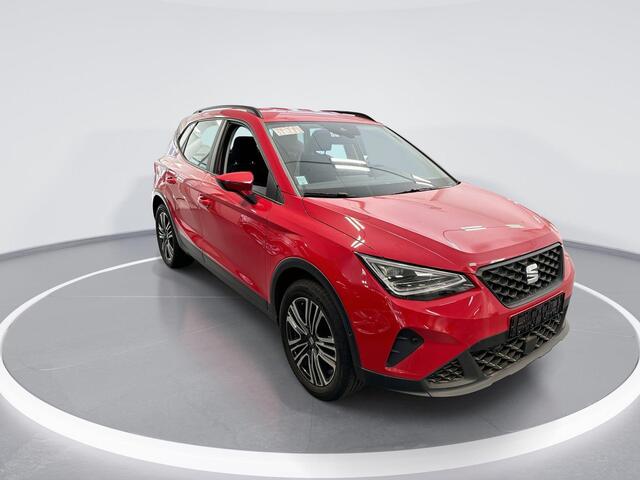 Seat Arona 1.0 Tsi 110pk DSG Style · Camera · Apple/Android Car Play · P-Sensoren · ACC · 17'' Inch · Garantie t/m 24-01-2029 of 100.000km