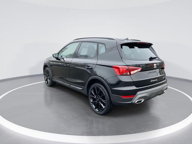 Seat Arona FR Business Connect 1.0 70 kW / 95 pk EcoTSI SUV 5 | Black Pack | 2000,- inruilvoordeel!!