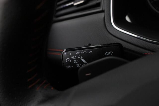 Seat Arona 1.0 TSI 115 pk DSG FR | Achteruitrijcamera | Stoelverwarming | Navigatie | Apple Carplay / Android Auto