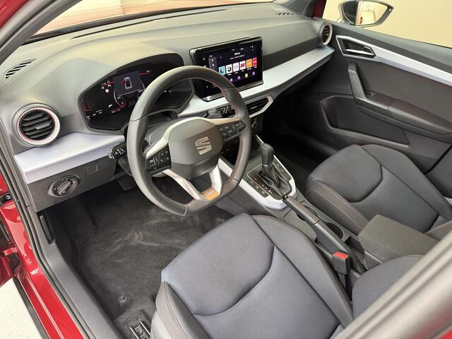 Seat Arona 1.0 EcoTSI FR Anniversary, 115Pk, 2024, 1ste eigenaar, BTW auto, Apple carplay, Navigatie, Stoelverwarming, Getinte ruiten, Adaptieve cruisecontrol,