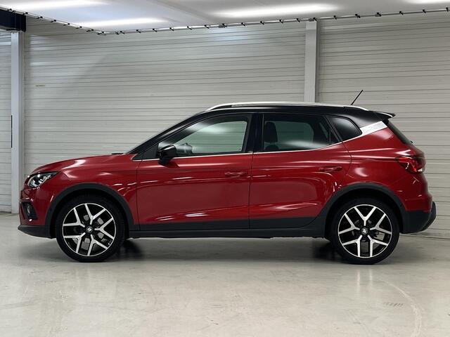 Seat Arona 1.0 TSI FR Business Intense / Digitaal Dashboard / Afneembare Trekhaak / Navigatie / Climate Control /