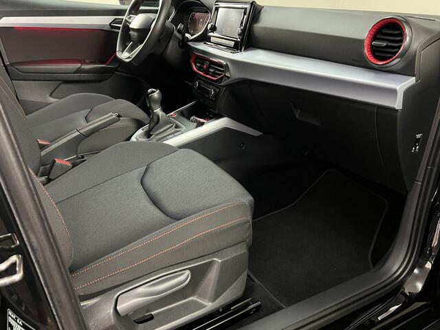 Seat Arona 1.0 TSI FR 81 KW / 110 PK Camera / Full Led / Apple Car Play / Navi / Stoelverw. / Cruise / PDC / Keyless