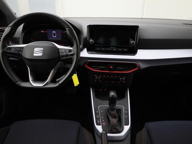 Seat Arona 1.5TSI/150PK EVO FR DSG · App connect · Parkeersensoren + camera · Stoelverwarming · Garantie tot april 2025