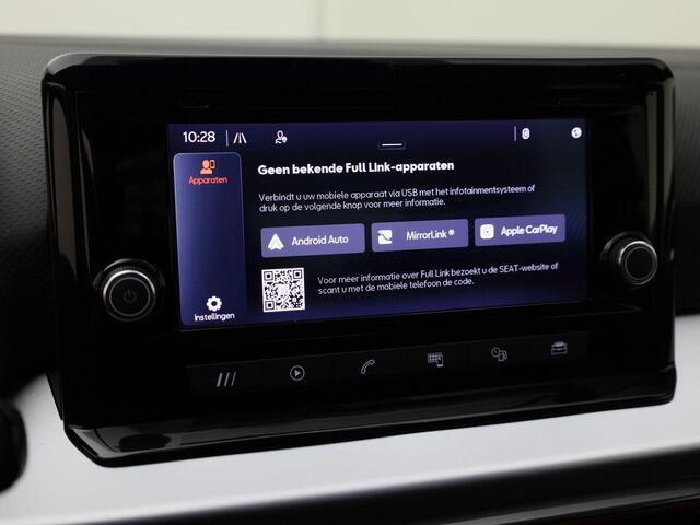 Seat Arona 1.5TSI/150PK EVO FR DSG · App connect · Parkeersensoren + camera · Stoelverwarming · Garantie tot april 2025