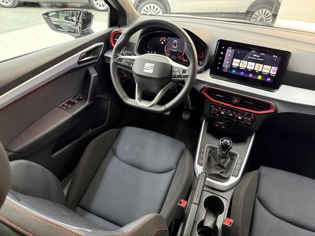 Seat Arona 1.0 EcoTSI FR Anniversary, 115Pk, 2024, 1ste eigenaar, BTW auto, Apple carplay, Stoelverwarming, Cruise control, Climate control, Parkeersensoren, Navigatie, 4seizoenen banden,