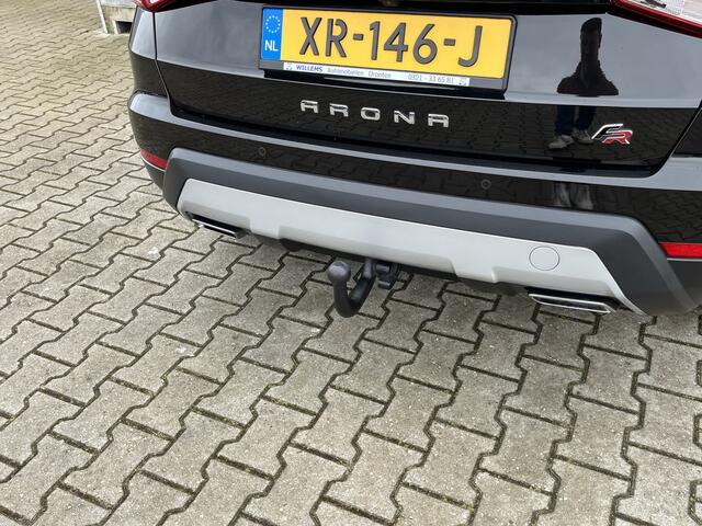 Seat Arona 1.5 TSI EVO FR Business Intense Camera, Afneembare Trekhaak & Adaptive Cruise
