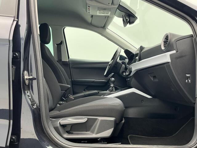 Seat Arona 1.0 TSi Style Business Intense | Cruise Control | CarPlay | Navigatie | Bluetooth | Stoelverwarming | Parkeersensoren Achter | 16 Inch | 52.331 Km!!