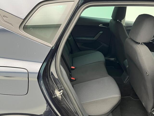Seat Arona 1.0 TSi Style Business Intense | Cruise Control | CarPlay | Navigatie | Bluetooth | Stoelverwarming | Parkeersensoren Achter | 16 Inch | 52.331 Km!!