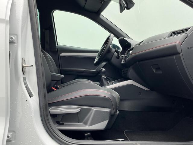 Seat Arona 1.0 TSi 115 Pk FR Business Intense | Navigatie | 18 Inch | Trekhaak | Adaptive Cruise | Camera | 52.734 Km!!